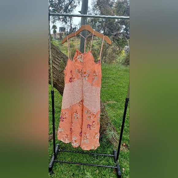 ❤️FREE PEOPLE ❤️ - Picture 2 of 9